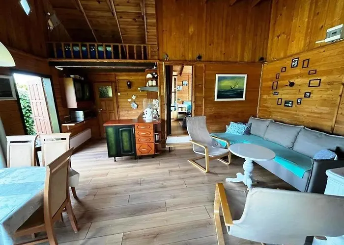 Letniskowy W Pucku * بوتسك